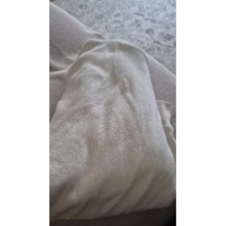 Sweat capuche blanc cassé...