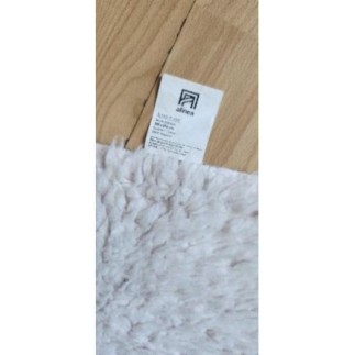 Tapis blanc moumoute alinéa...