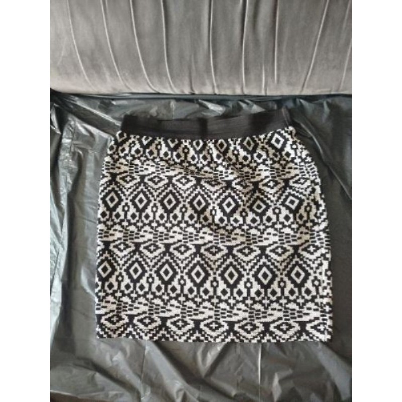 Jupe noire et blanche taille élastique Mim taille M 