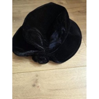 Chapeau velour noir