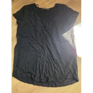 Haut noir esprit TM