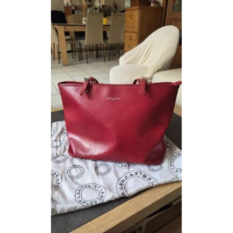 Sac à main LANCASTER cuir rouge avec pochette protection 