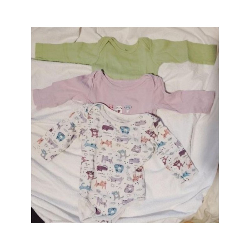 Bodys InExtenso et TeX, 12 mois (1 blanc avec animaux, 1 mauve avec animaux, 1 vert uni)