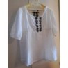 Tunique blanche coton avec broderies bleues Kiabi, taille 44