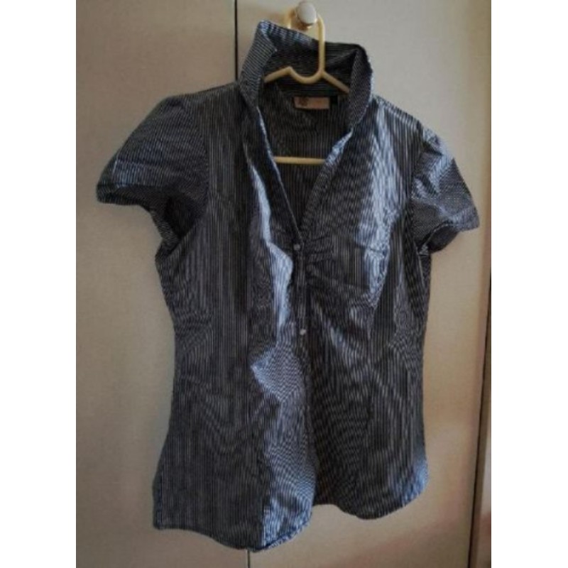 Chemisier coton à rayures blanches et grises Kiabi, taille 44
