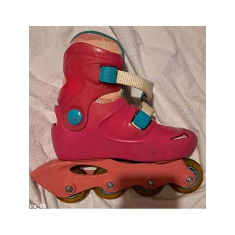 Rollers roses et bleus Décathlon, pour enfant maxi 45 kg, pointure 33