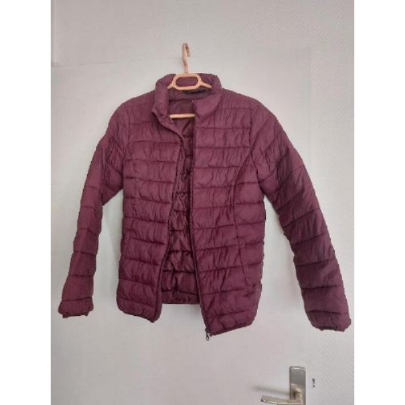 Blouson femme bordeaux Taille 40