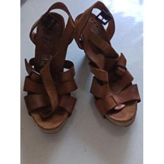 SANDALES CUIR MARRON RÊVE...