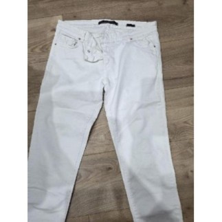Jean blanc casse zara T40