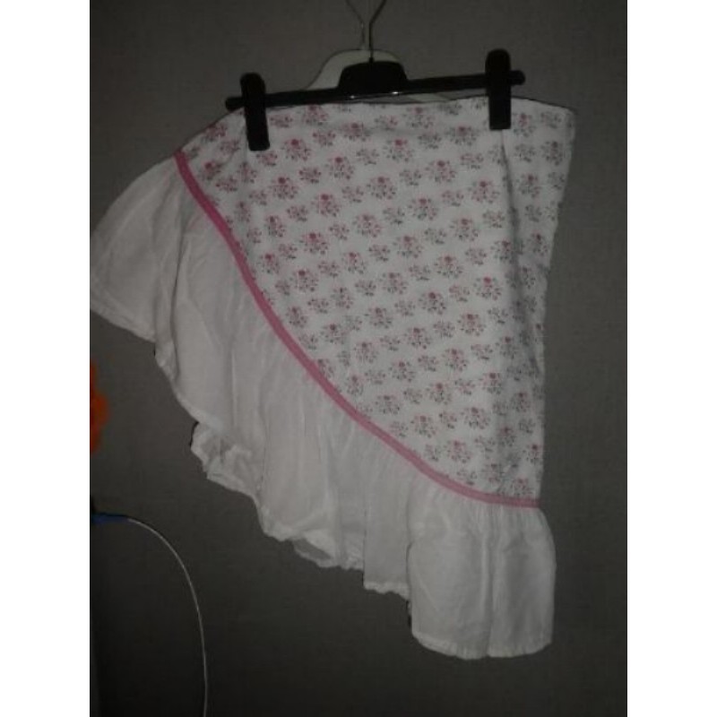 NAPPE RONDE A FLEURS DIAMETRE 110 CM