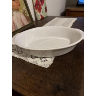 Plat blanc ovale en faïence 