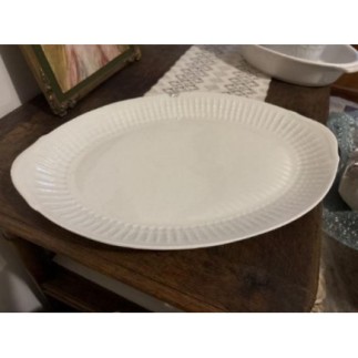 Grand plat blanc ovale en...