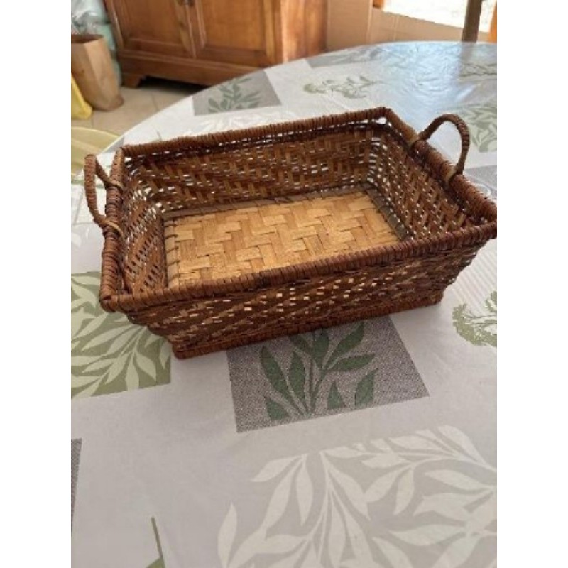 Panier rectangulaire en osier