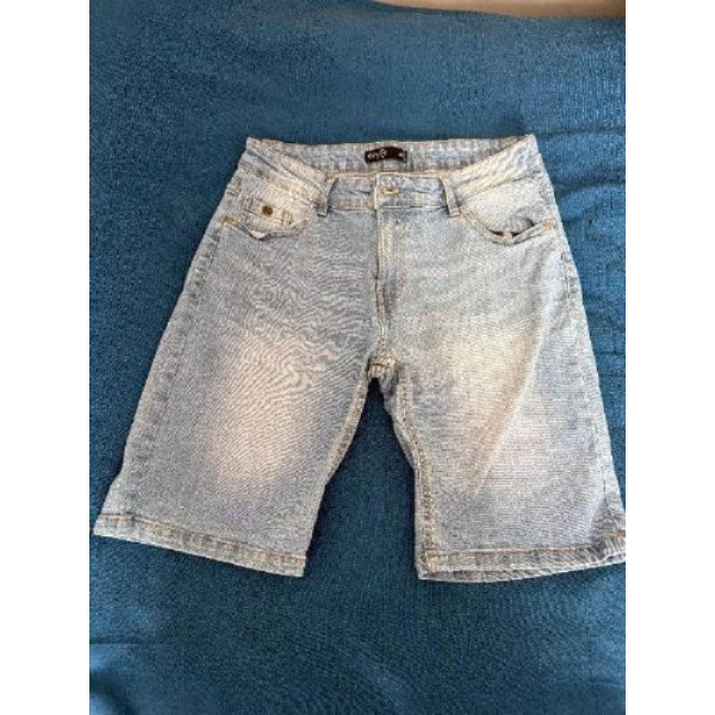 Short Jean taille 40