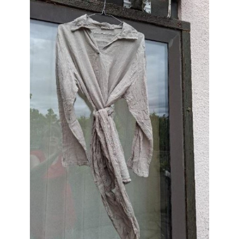BLOUSE KAKI ET CEINTURF MANCHES LONGUES