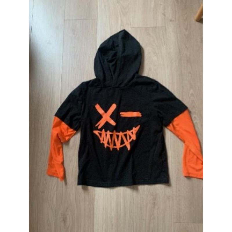Tshirt manches longues a capuche noir et orange - 8 ans