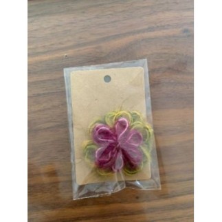 Broche fleur en laine...
