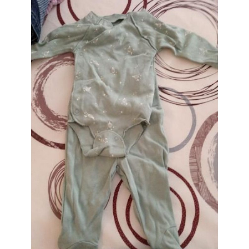 Ensemble 3 mois kiabi vert 