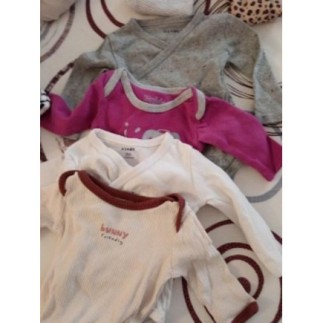 Lot 4 bodies 3 mois 