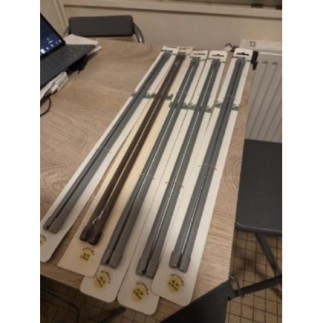 Tringle à rideaux (pièce)