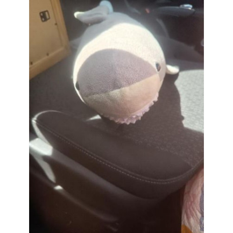 REQUIN PELUCHE