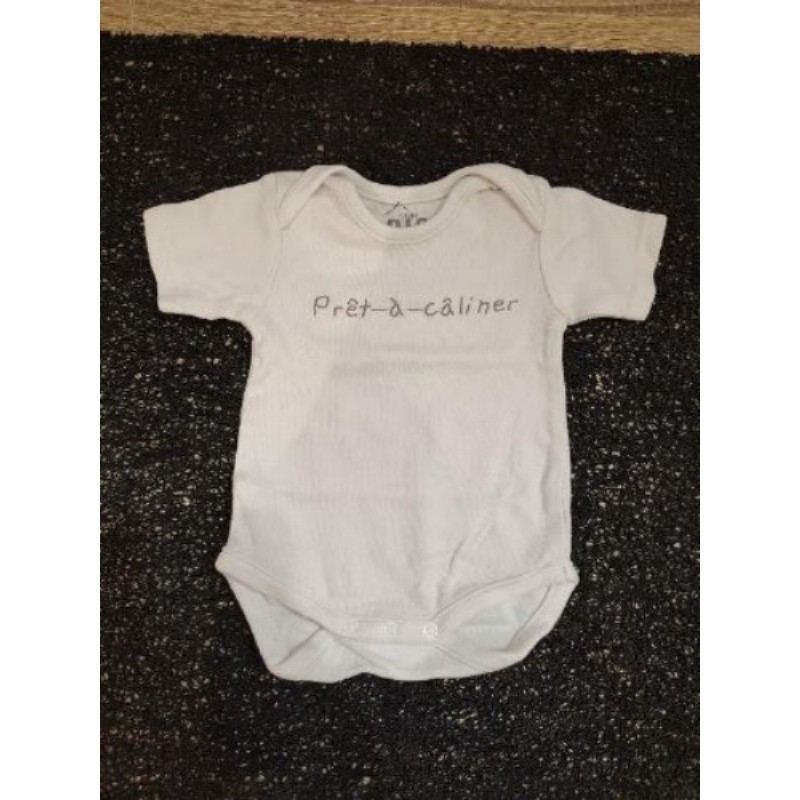 body manches courtes 1 mois marque "c&a"