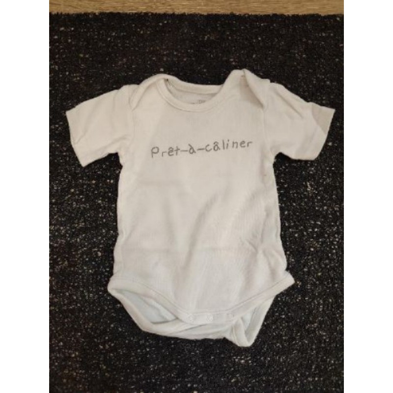 Body manches courtes 1 mois marque "c&a"