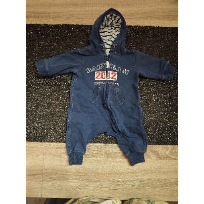 combinaison / surpyjama zippé à capuche 2 à 4 mois marque "H&M"