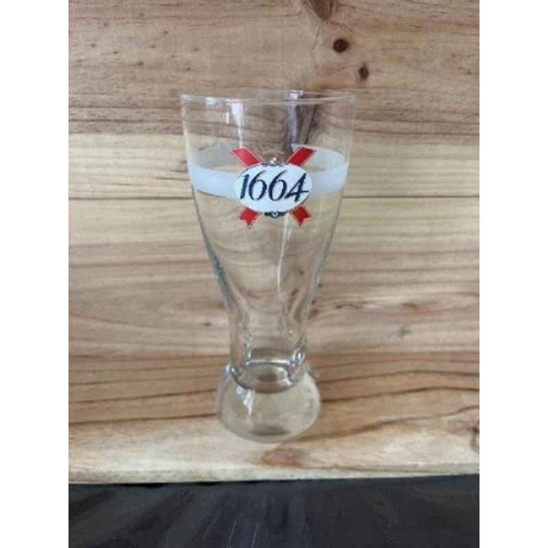 1 verre à bière 1664