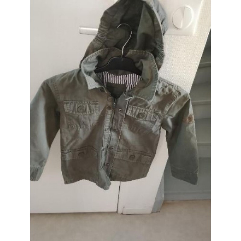Veste à capuche marque CFK 6