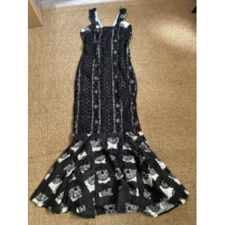 Robe save of queen jamais...