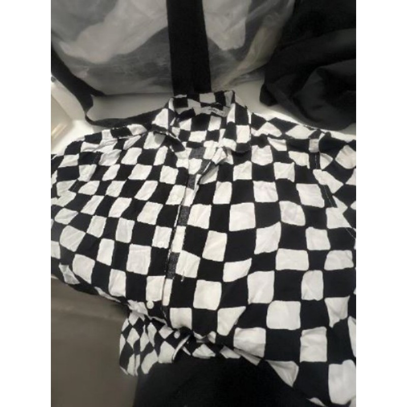 Chemise noire et blanc, gémo, taille 16 ans