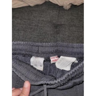 Pantalon léger gris ZARA taille 1 an