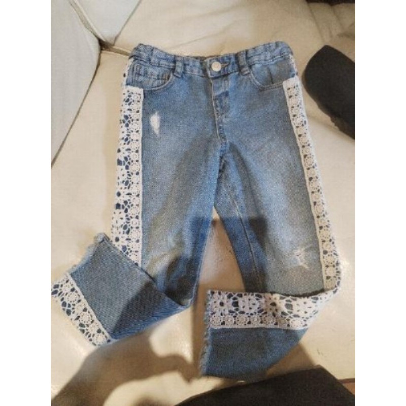 Jean mango 3-4ans bleu et crochet côté 