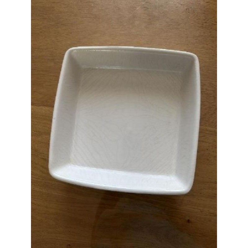 Plat blanc