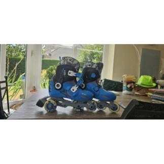Roller bleu enfant taille...