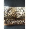 Couverture 220x220cm motif léopard ou tigre
