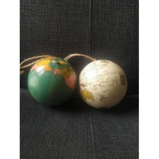 Globe terrestre papier carton