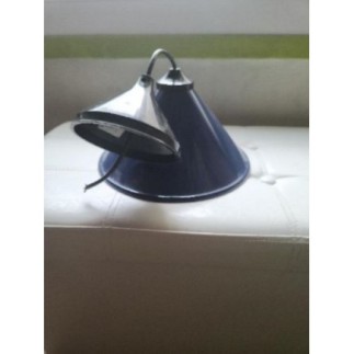 Suspension bleue 
