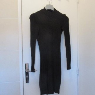 (4339) ROBE MANGO T.S noir...