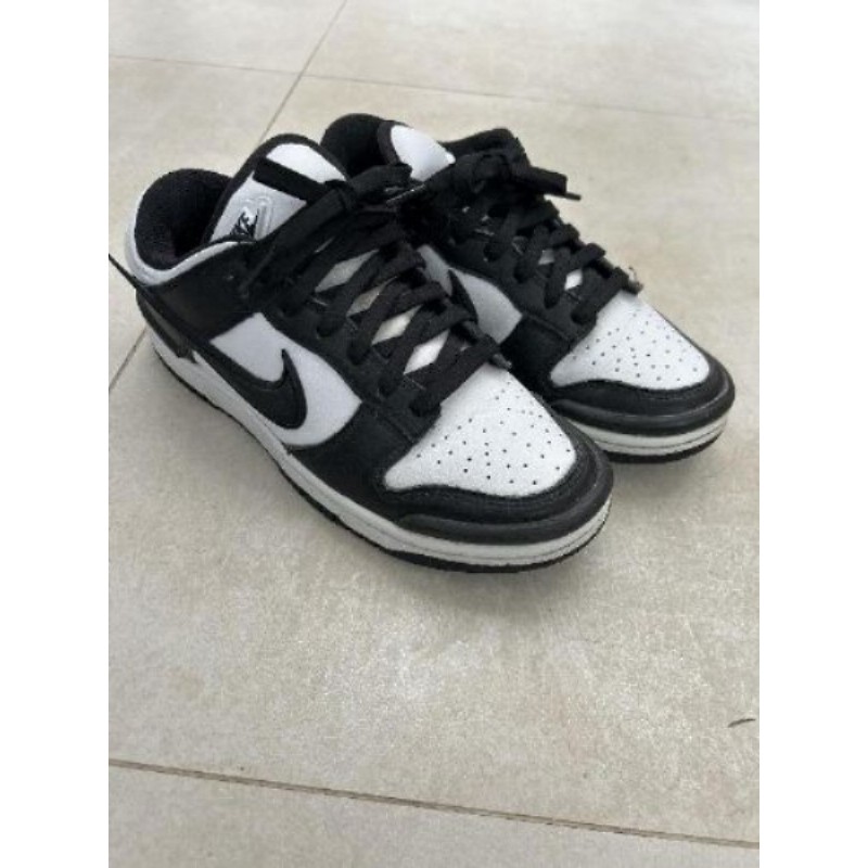 Dûk Nike taille 39