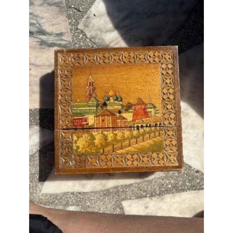 Boîte russe bois vintage 