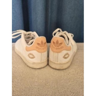 Stan Smith détail bouche taille 34