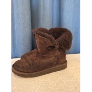 Botte UGG marron taille 33