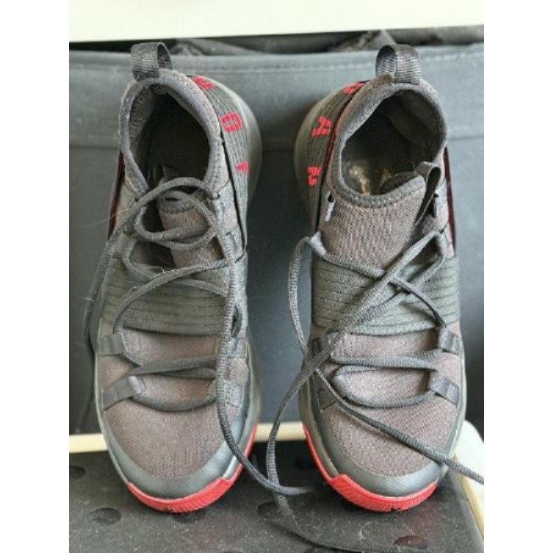 JORDAN T. 40