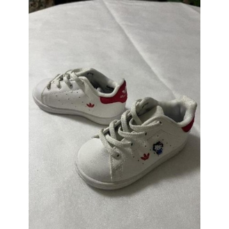 Basket fille Adidas Hello Kitty neuf 21