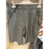 Short gris 