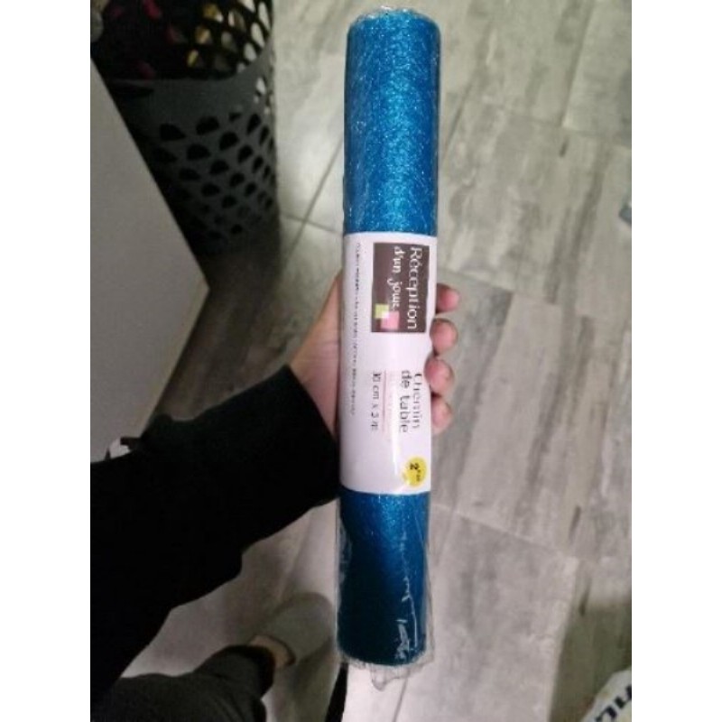 Chemin de table neuf