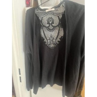 Gilet court noir dos broderie