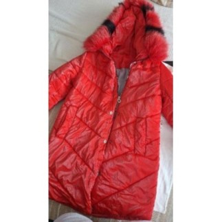 Manteau rouge 10 12 ans